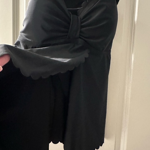 NWT Torrid Scalloped Edge Swim Top - Picture 3 of 14